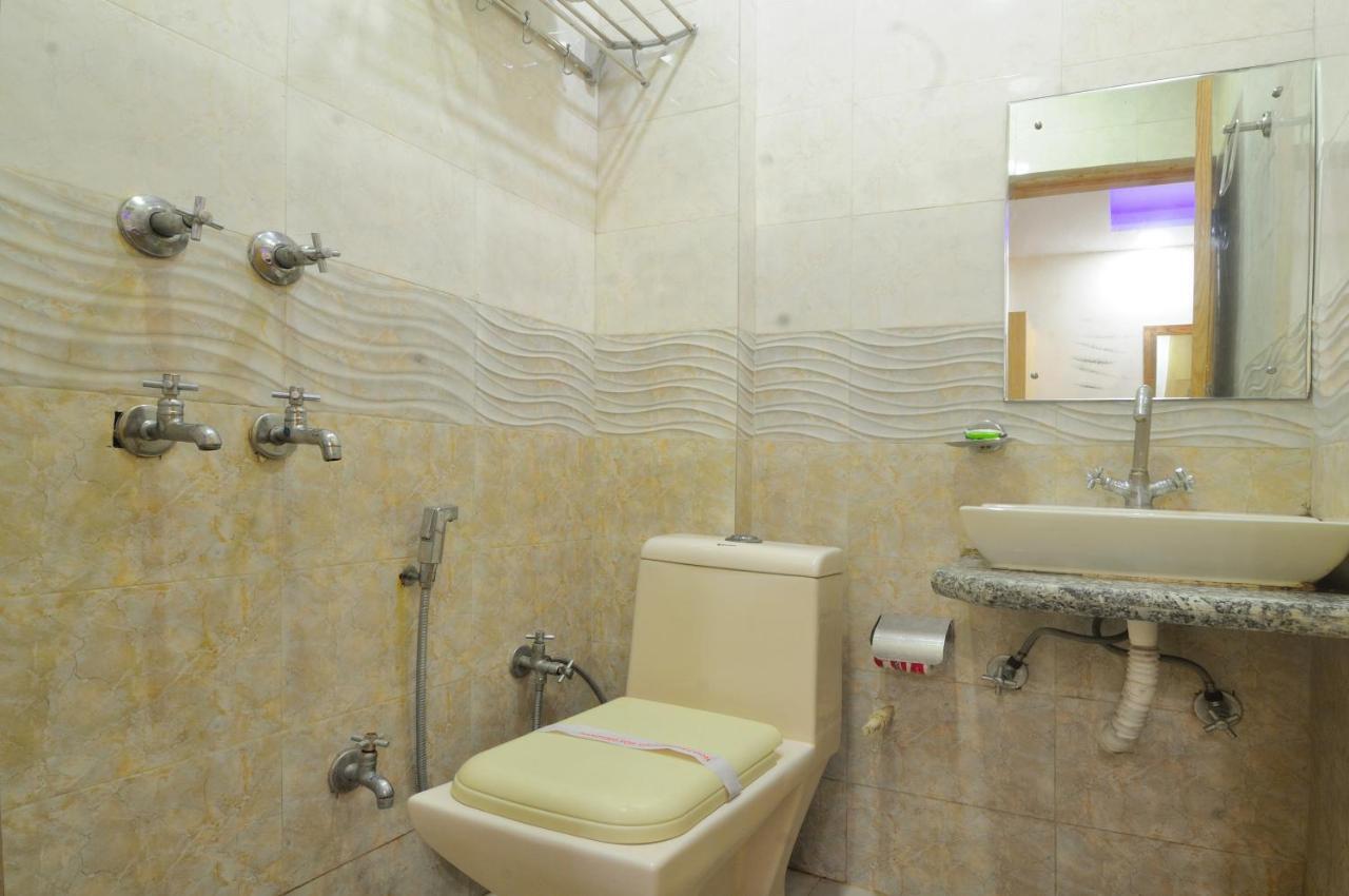 Hotel Karlo Kastle - Paharganj - Nowe Delhi Zewnętrze zdjęcie