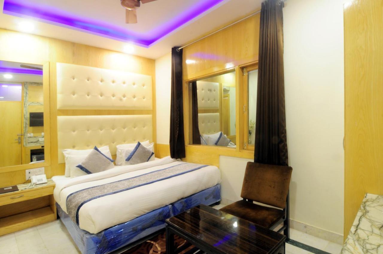Hotel Karlo Kastle - Paharganj - Nowe Delhi Zewnętrze zdjęcie
