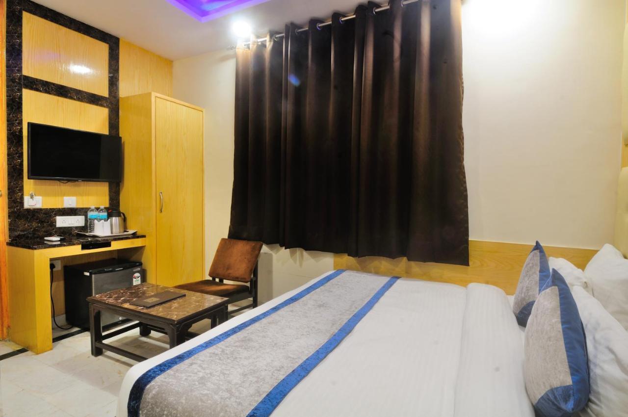 Hotel Karlo Kastle - Paharganj - Nowe Delhi Zewnętrze zdjęcie