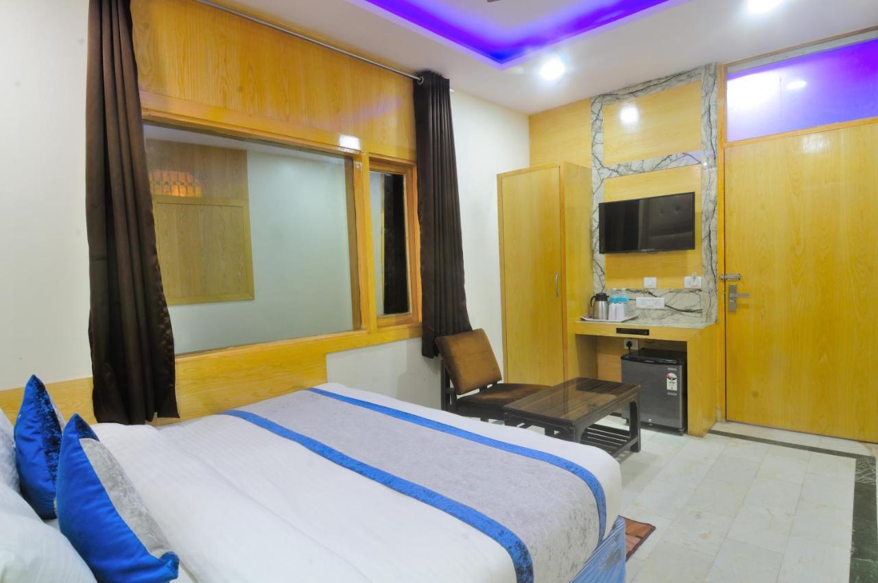 Hotel Karlo Kastle - Paharganj - Nowe Delhi Zewnętrze zdjęcie