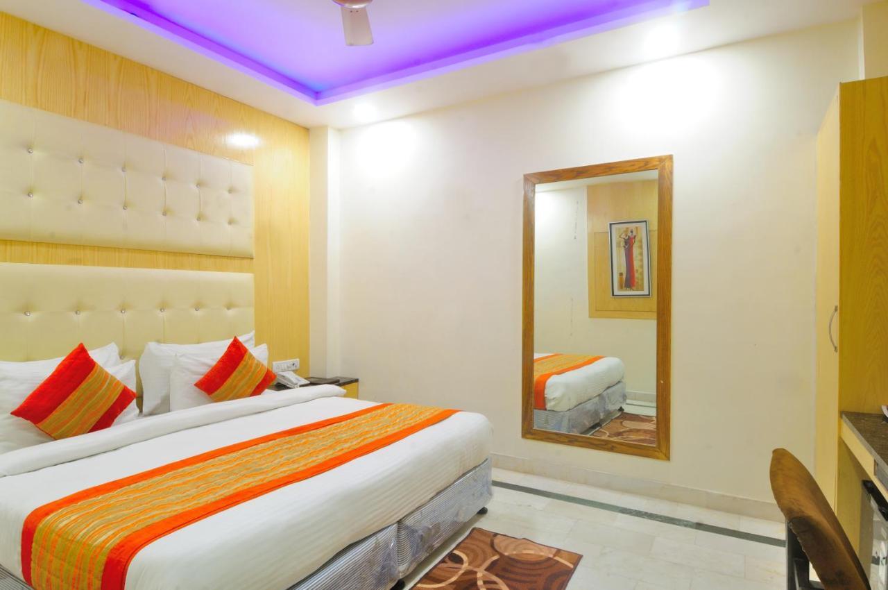 Hotel Karlo Kastle - Paharganj - Nowe Delhi Zewnętrze zdjęcie