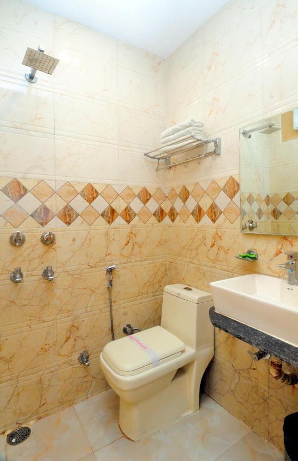 Hotel Karlo Kastle - Paharganj - Nowe Delhi Zewnętrze zdjęcie